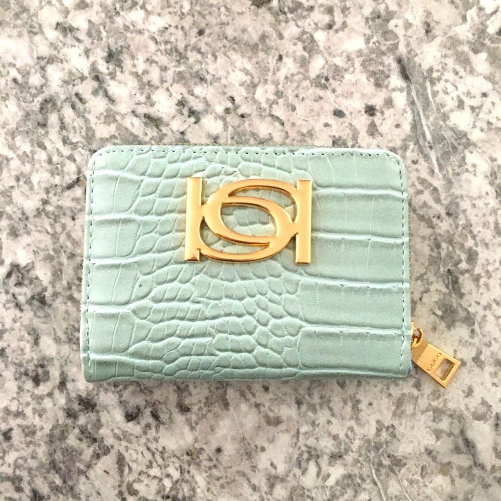 NWOT Bebe small wallet